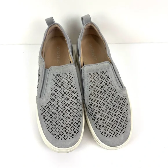 Vionic Kimmie Perforated Gray Suede Slip On Sneakers Shoes Women’s 8 Orthopedic - Picture 2 of 7